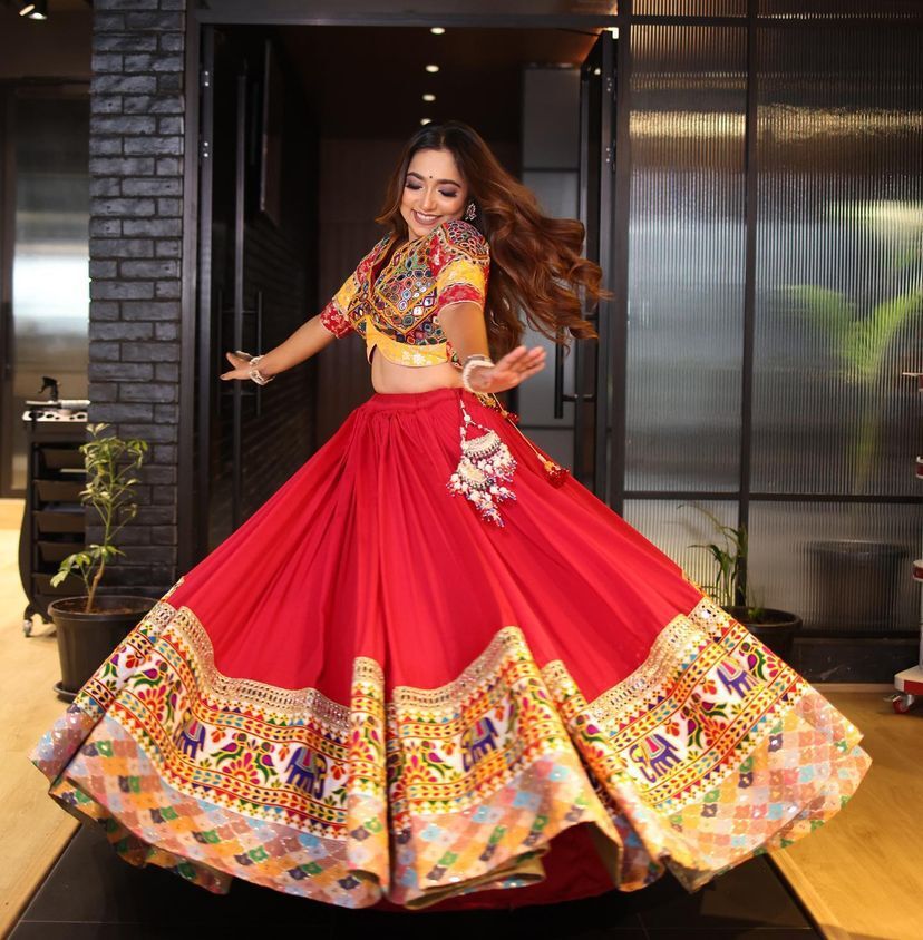 Red Chaniya Choli For Navratri, Garba lehenga women By Aadat export