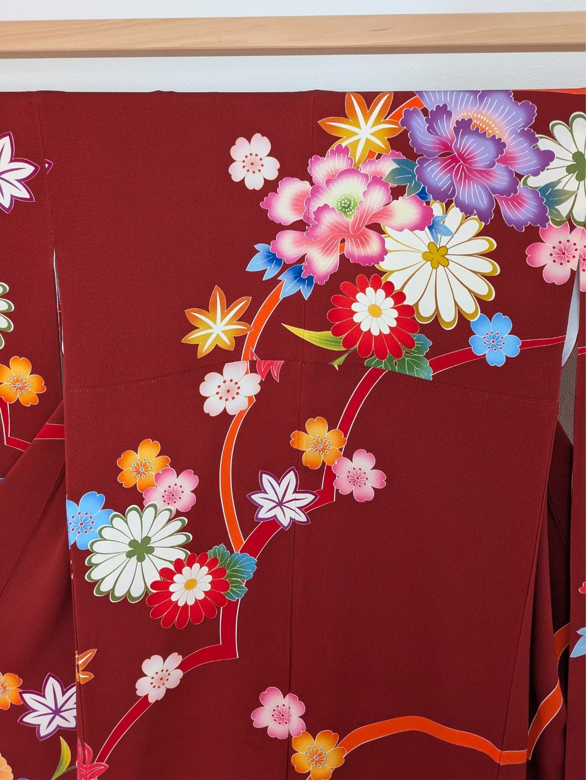 Japanese Kimono Silk Furisode Red Clouds Yuzen Colored Floral Big Oni-chirimen