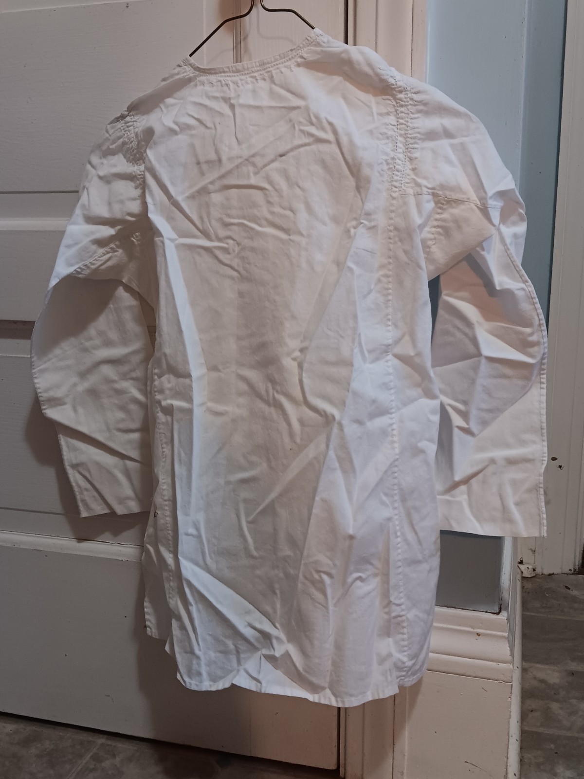 Small Boy’s White Kurta (shirt) and Shalwar (pants) (Pakistan traditional wear)