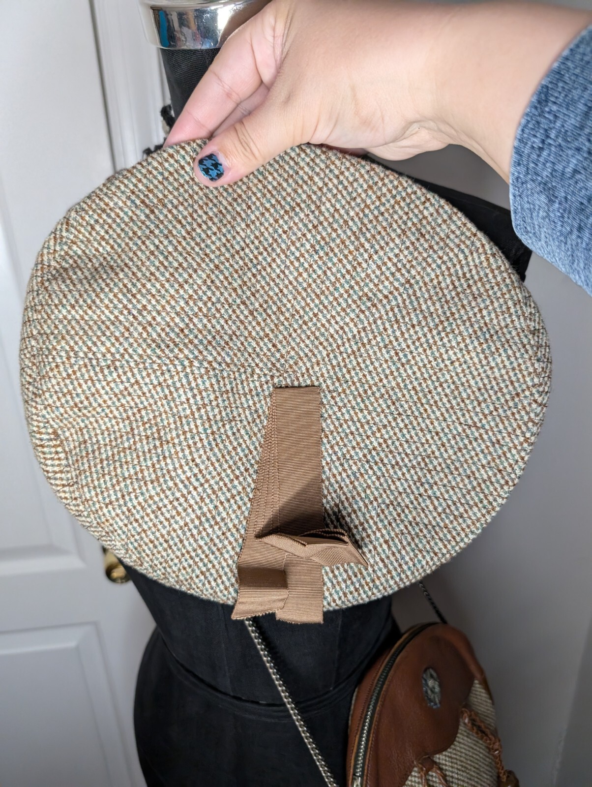 Vintage Nicolson’s Edinburgh Scotland Matching Tweed & Leather Sporran Bag & Hat