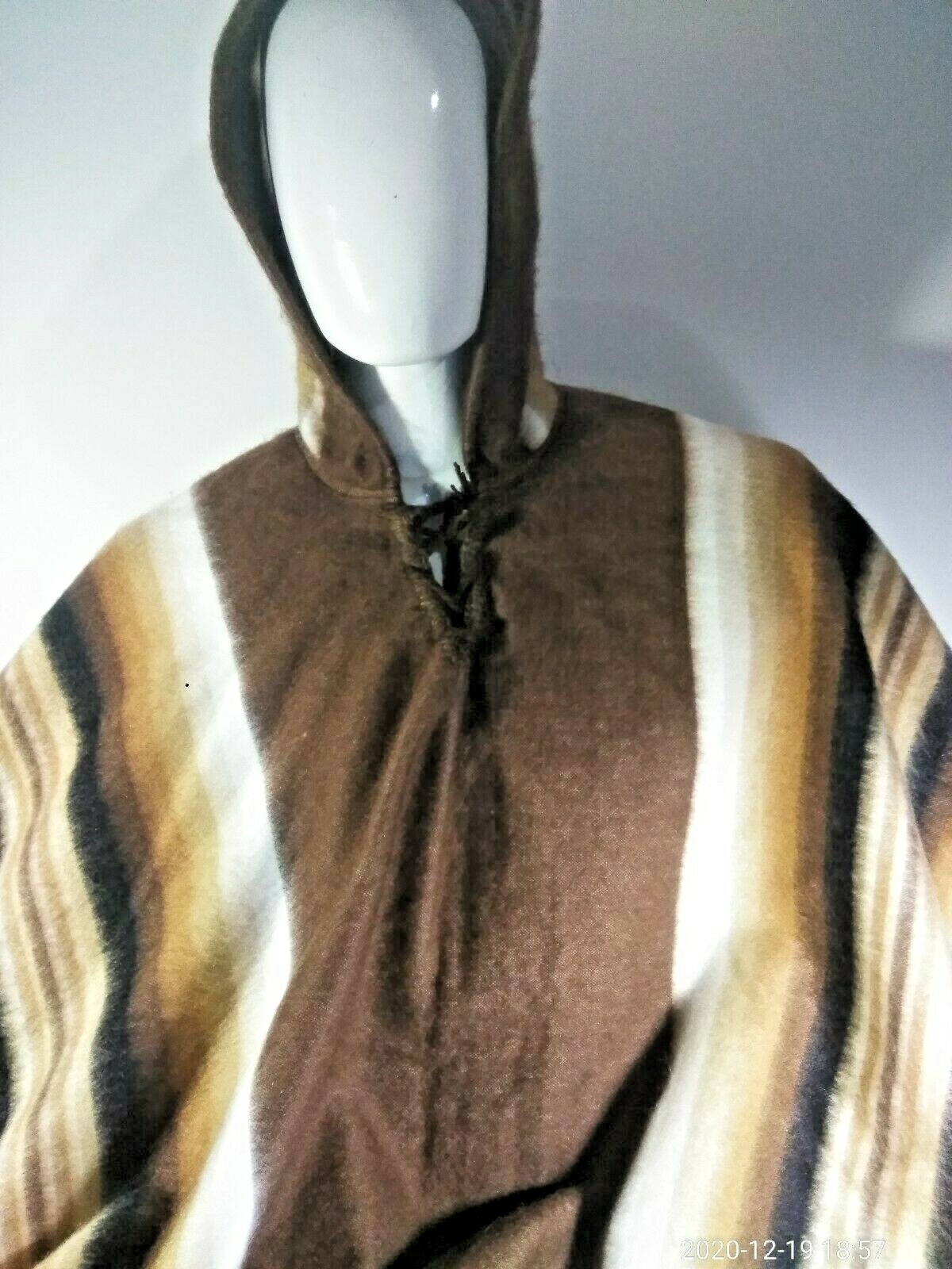 Andean Mountain Ceremony Peruvian alpaca wool poncho wit cap – large size