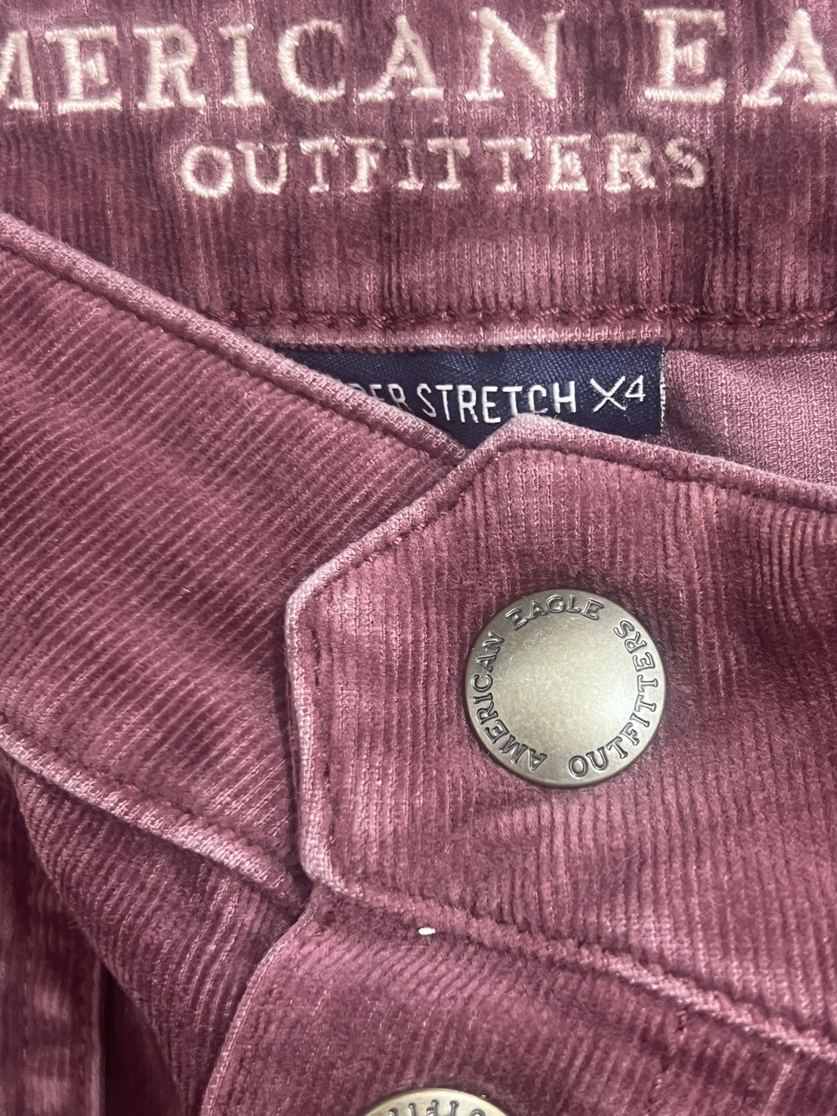 American Eagle New With Tag Women’s Corduroy Mini Skirt Burgundy Size 2 Retro