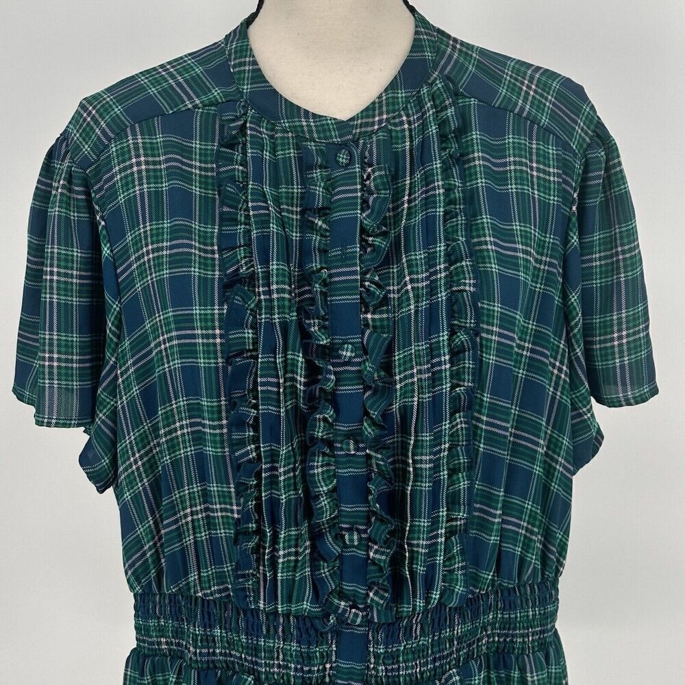 Torrid Womens Size 2 Green Plaid Ruffle Button Front Blouse Short Sleeve