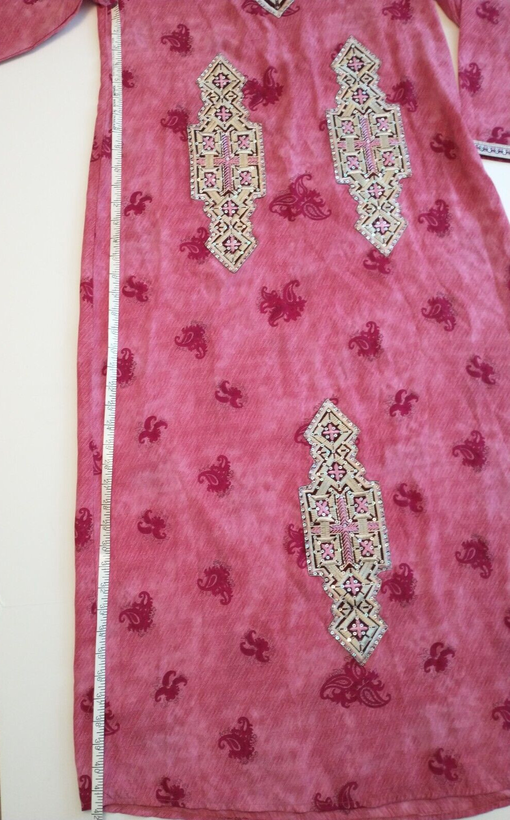 Authentic NWT Kaftan Kurta Tunic Pink Embroidered Sequins sz S