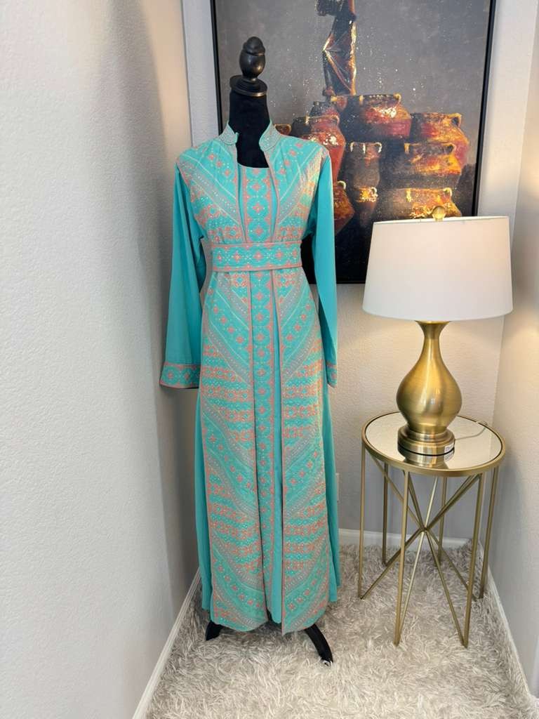 Jameelah Thobe Set – Women’s Embroidered Dress, Perfect for Eid, Abaya, Ramadan