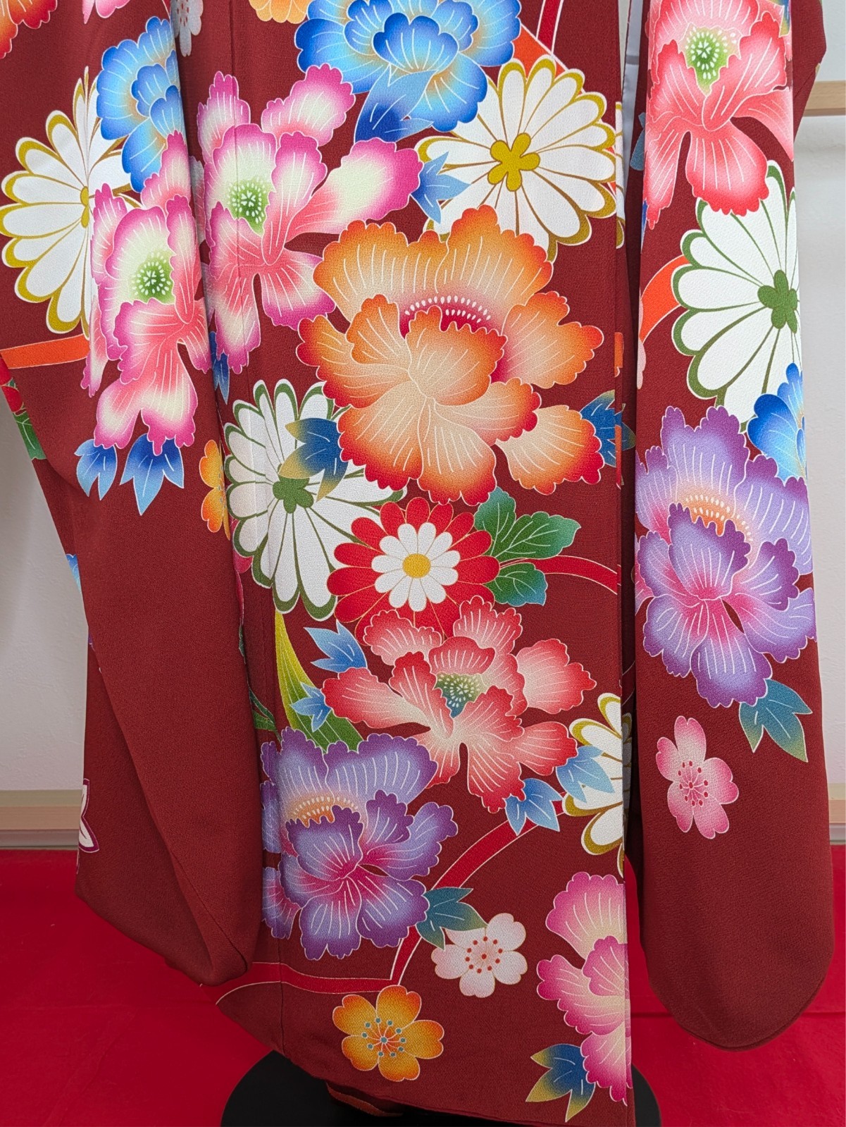 Japanese Kimono Silk Furisode Red Clouds Yuzen Colored Floral Big Oni-chirimen