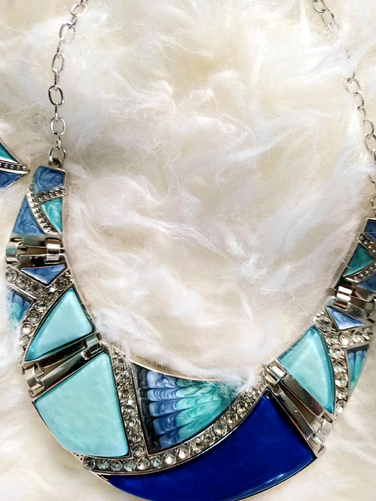 Trendy, versatile bead necklace and earrings