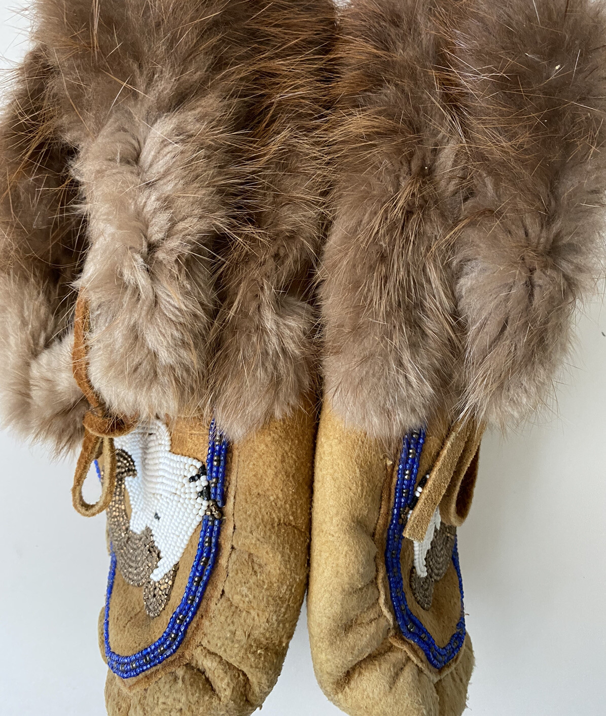 Native American Handmade Leather Moccasins Sz 9, Fringe In Mink