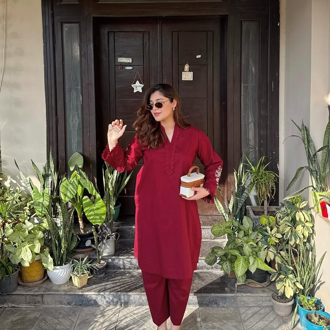 Beautiful Maroon Pakistani Kurta Pant Set Designer Bollywood Ethnic Kurti Set