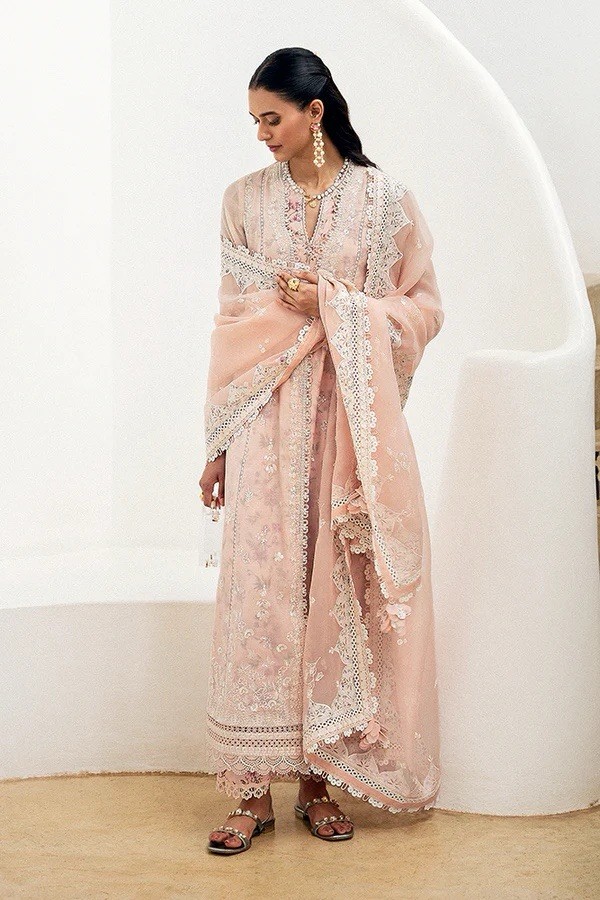 Suffuse “SUHER” Small Pink/Peach Outfit