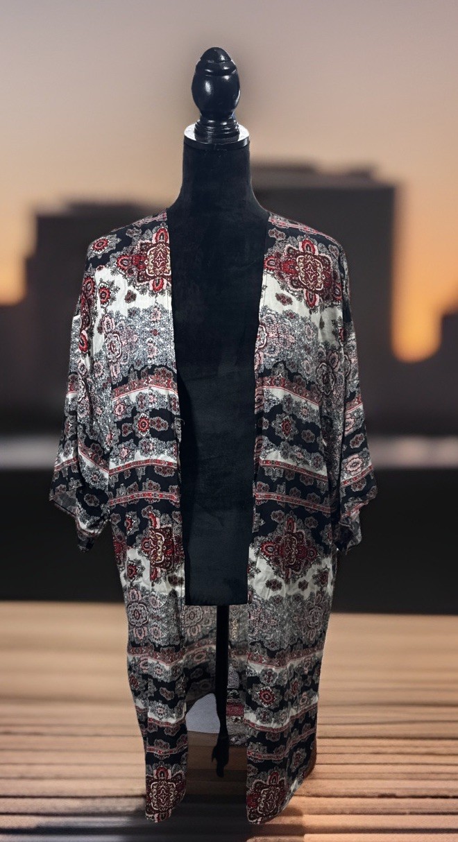 Earthbound Trading Co. Small Black Red Antique White Boho Chic Kimono Duster