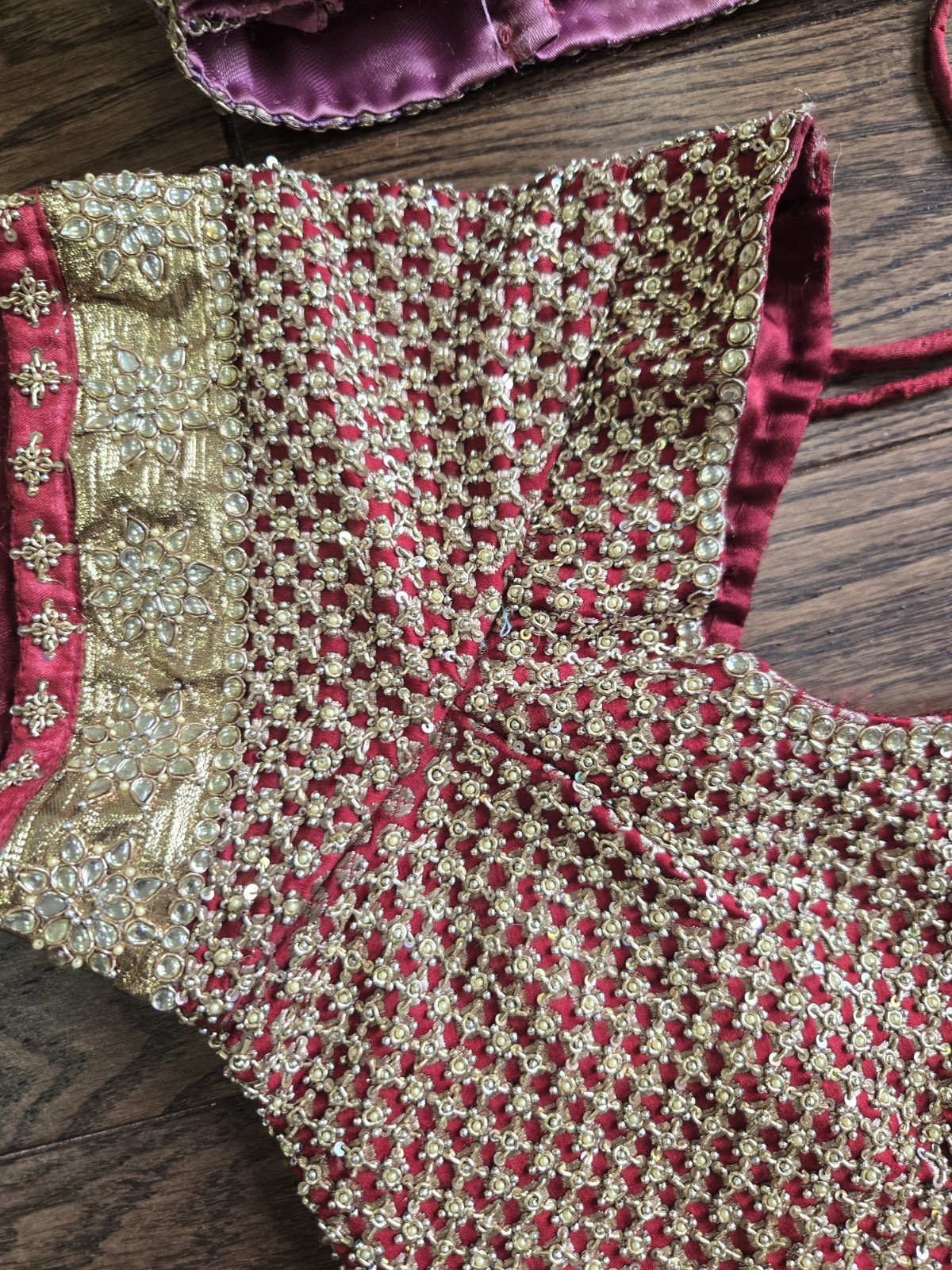 Lot Of 2 Women’s Sari Blouse Rani embroidered with beads Size 38 (B5)