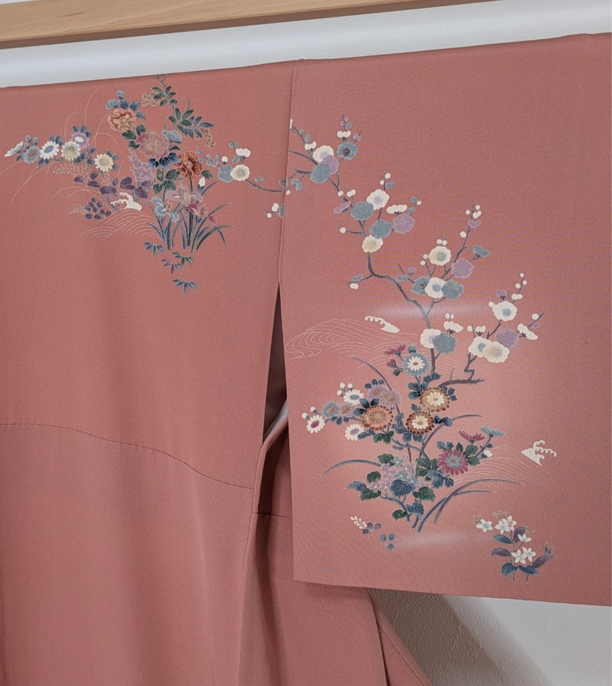 Authentic Japanese Kimono Silk Homongi Pink Colored Floral Birds Treasure Luxury