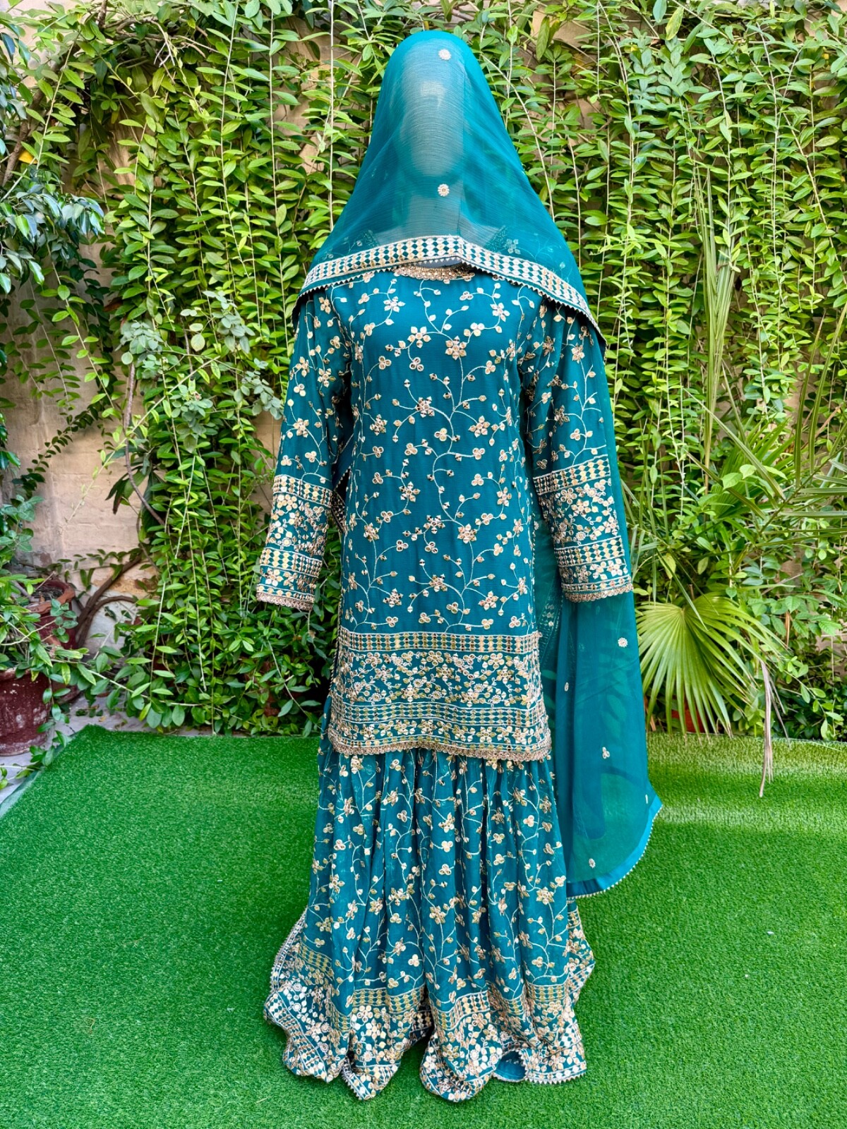 Pakistani Teal Straight Style Embroidered Sequins Chiffon Gharara Dress,L