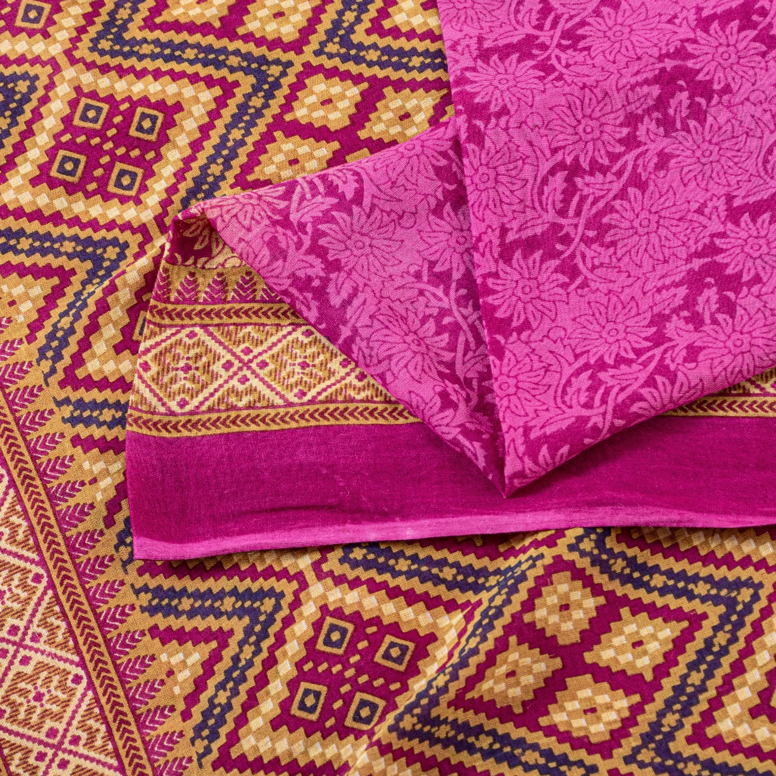 Sanskriti Vintage Sarees Dark Pink Pure Cotton Geometric Floral Print 5+Yd Sari