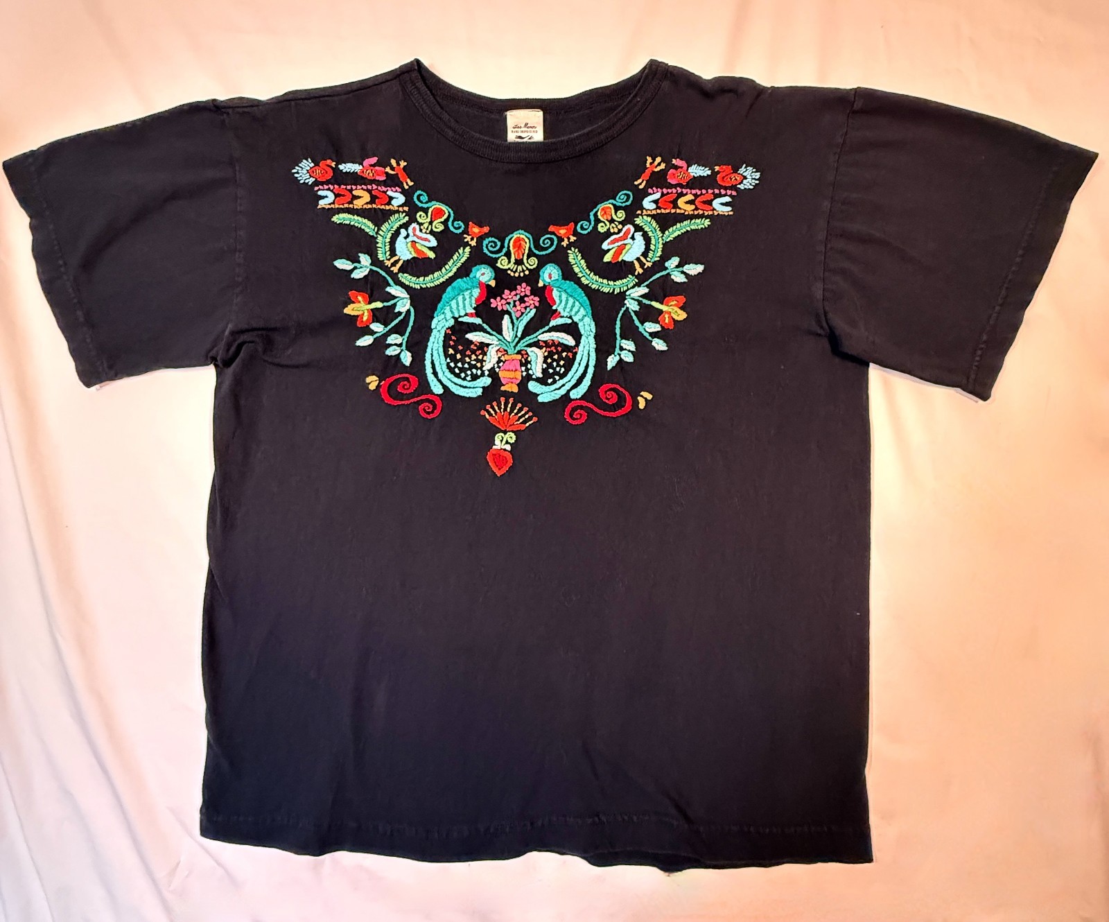 Guatemalan Sz XL (Women) Sz L (Men) Embroidered Black T-shirt Bird Folk Art Tee
