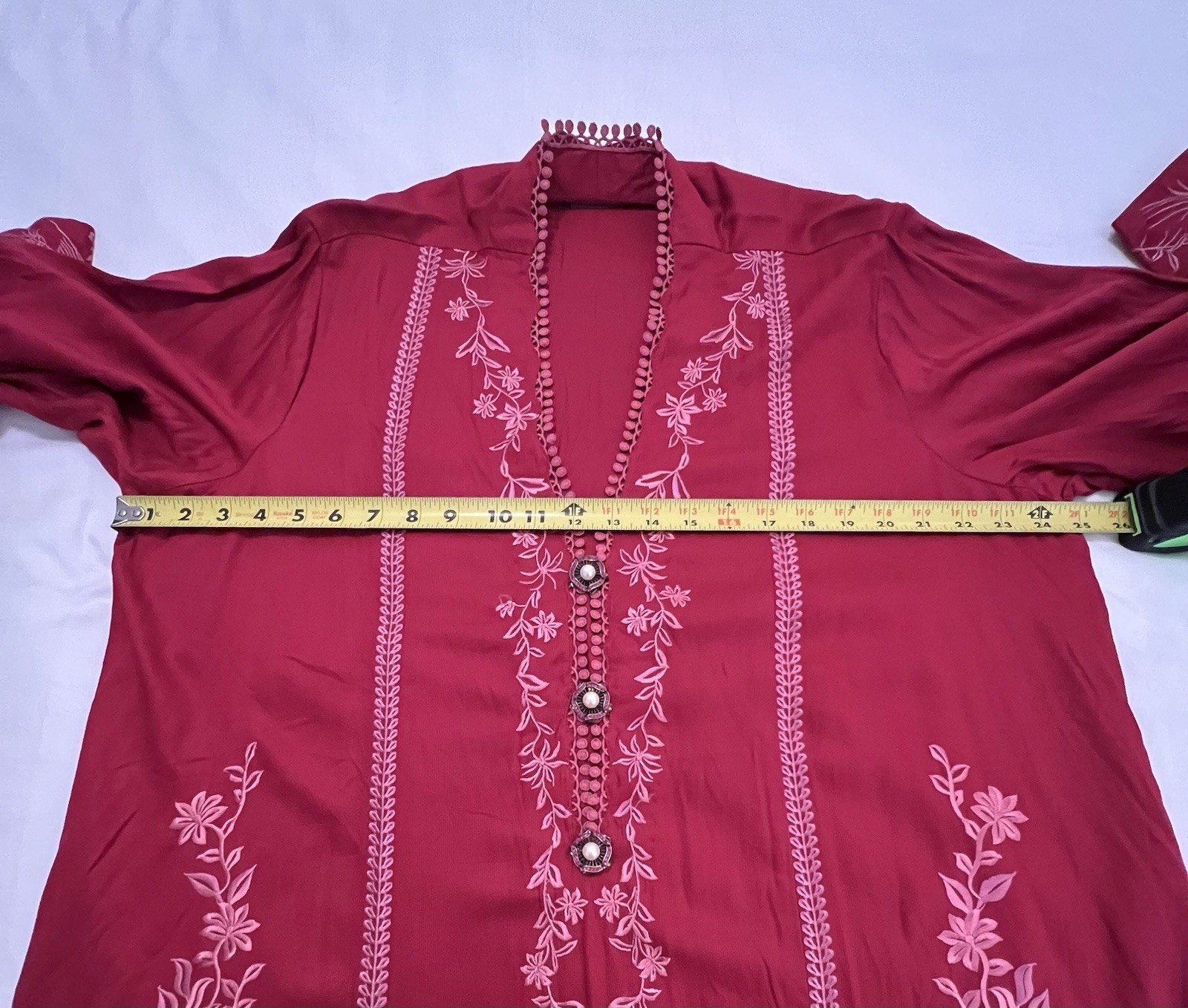NWOT SANA SAFINAZ size XL – KURTA KAMEEZ ONLY VISCOSE A LINE EMB. 1 PIECE ONLY
