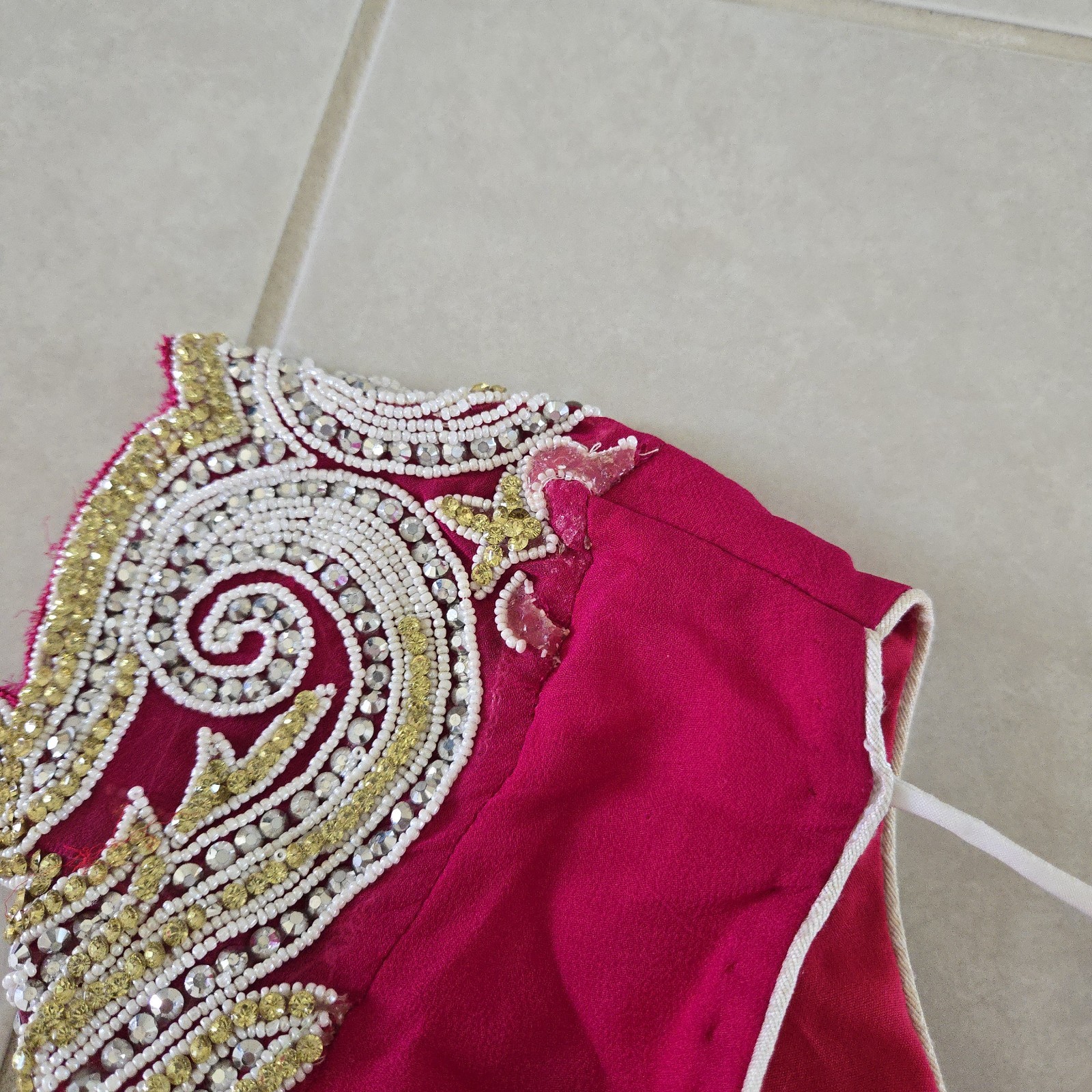 Modern Multi-color heavy Rhinestone saree Red Pink Orange Ombre M Party Wear