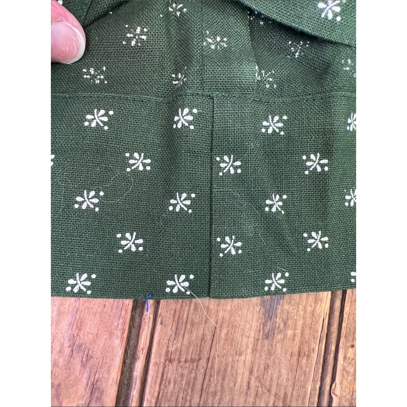 Girls Vintage Dirndl Austrian Bavarian Dress Dark Green Sleeveless Octoberfest