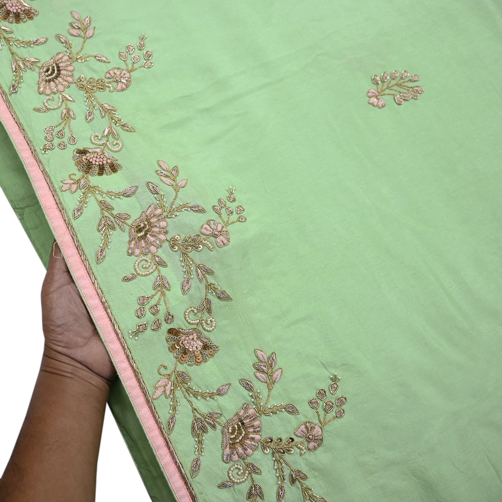 Pre-owned Sari Green Pure Chanderi Silk Hand Embroidered Anamika Khanna saree