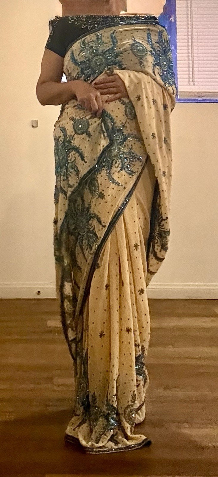 Women’s Beige Blue Sequin Embellished Chiffon Saree Sari with Blue Blouse