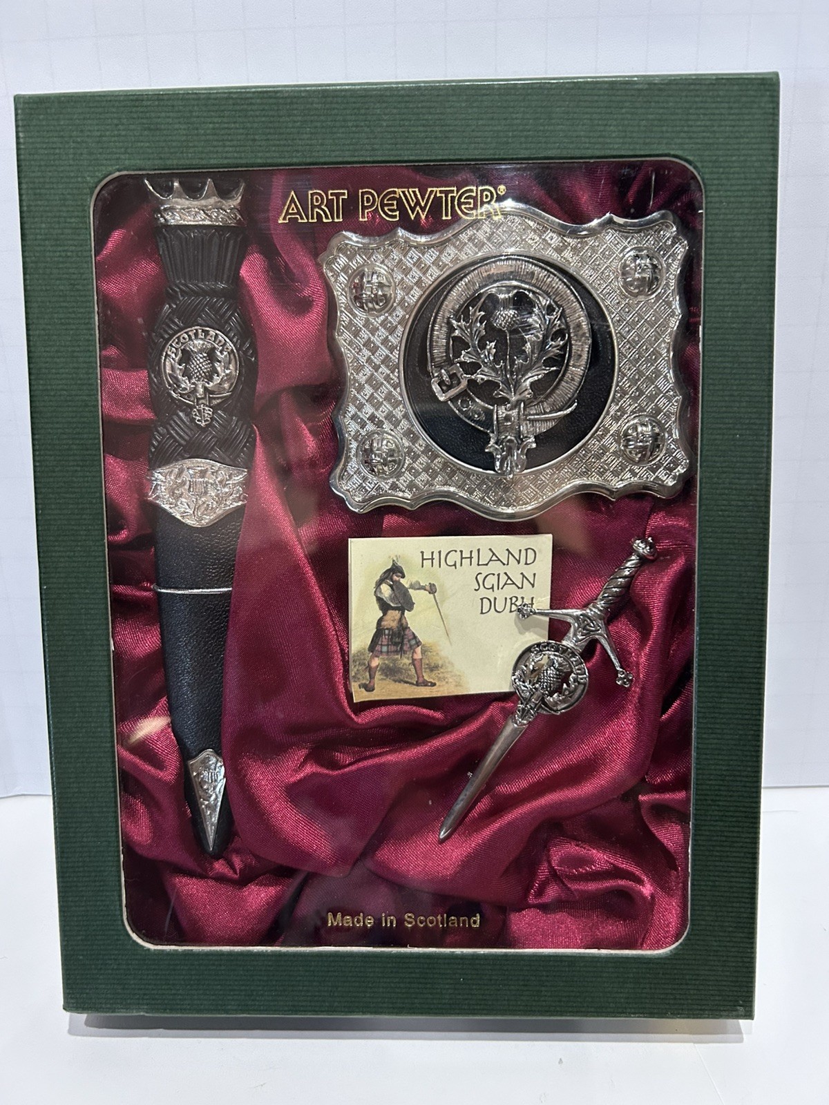 New Scottish Thistle Clan Crest Pewter Gift Set – Sgian Dubh, Kilt Pin, Buckle