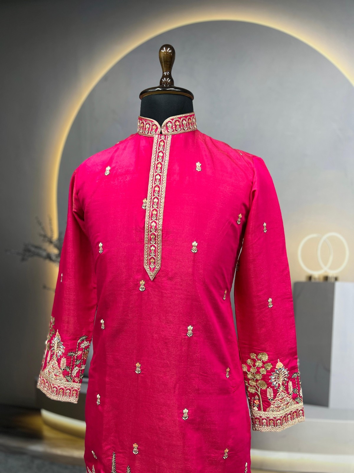Men’s Traditional Silk Blend Kurta Gold Embroidered Mandarin Collar Wear