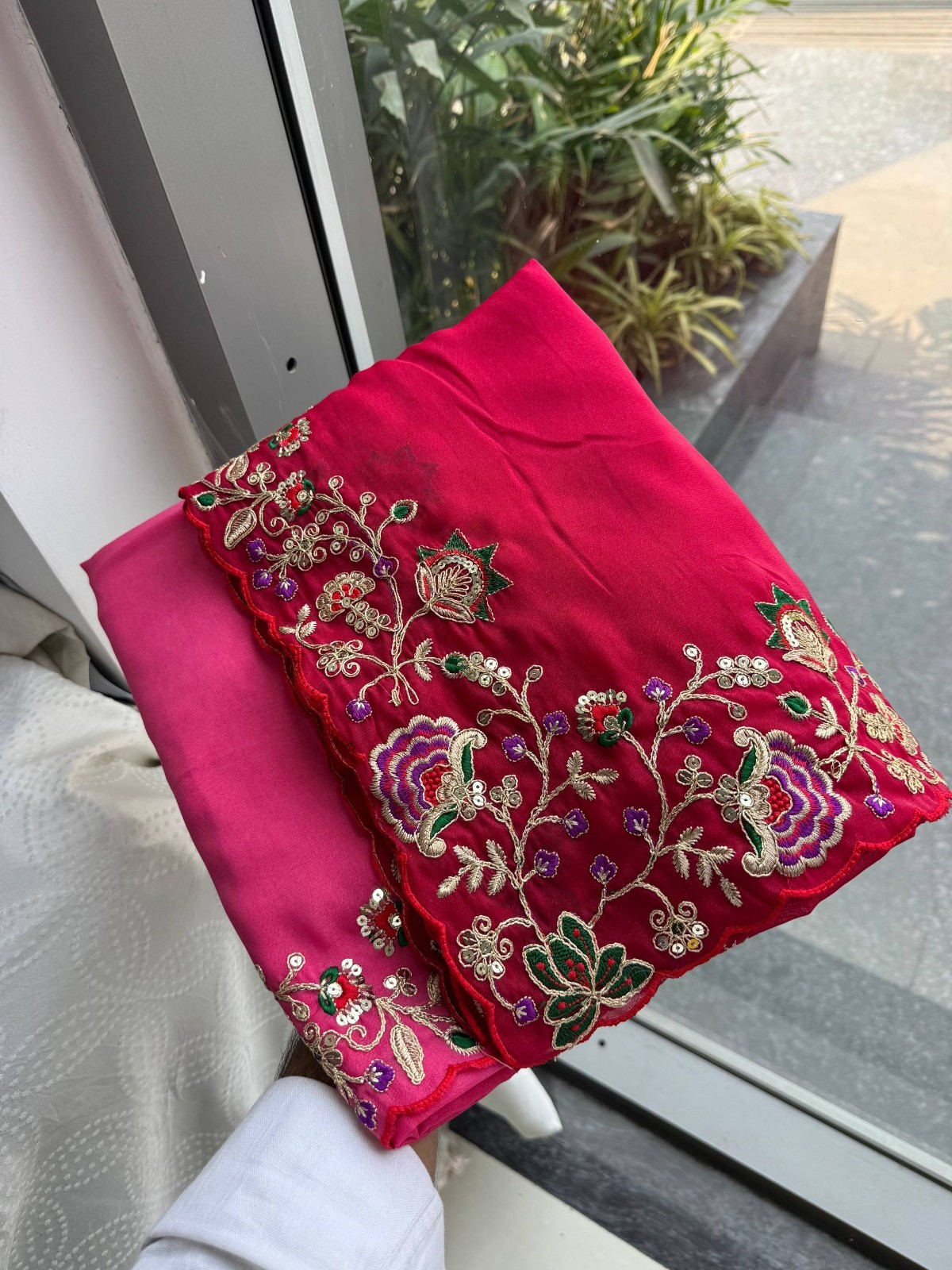 Indian Ethnic Georgette Saree Embroidered Cutwork Border Party Wear Indian Sari