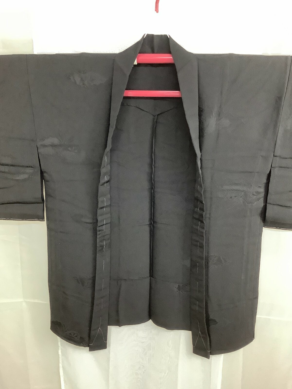 Japanese Vintage Kimono Haori Jacket crest Maki-e silk Height 32.67inch used