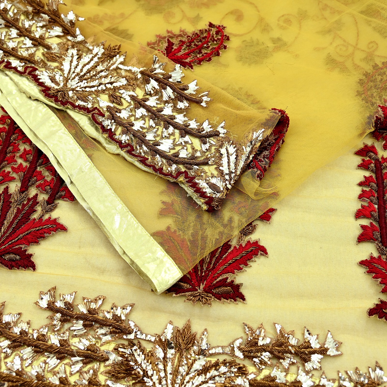 Pre-Owned Sari Mustard Net/Mesh Hand Embroidered Designer Manish Malhotra Sarees