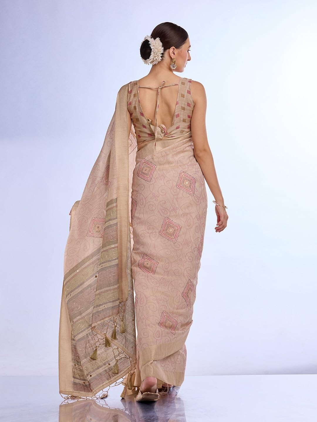 Women’s Heavy Organza Silk Linen Prism Print Saree with Zari Handwork Saree