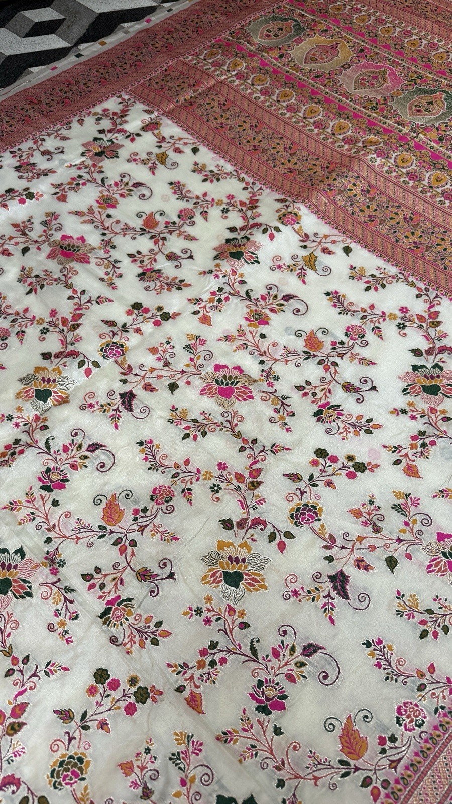 Pashmina Silk Saree – Ivory Floral Weave, Rich Pink Border, Indian Ethnic Wear