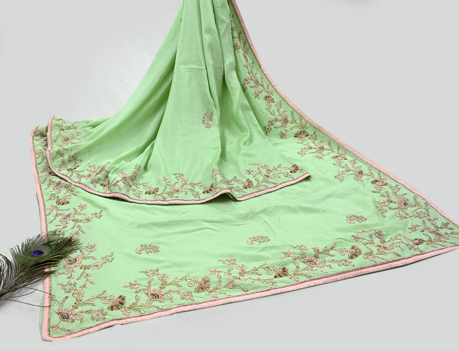 Pre-owned Sari Green Pure Chanderi Silk Hand Embroidered Anamika Khanna saree