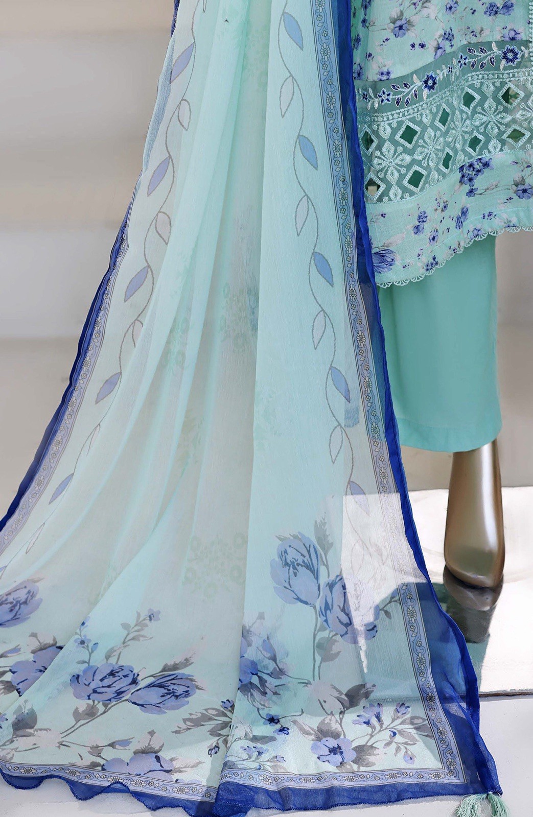 Pakistani Designer Shalwar Kameez