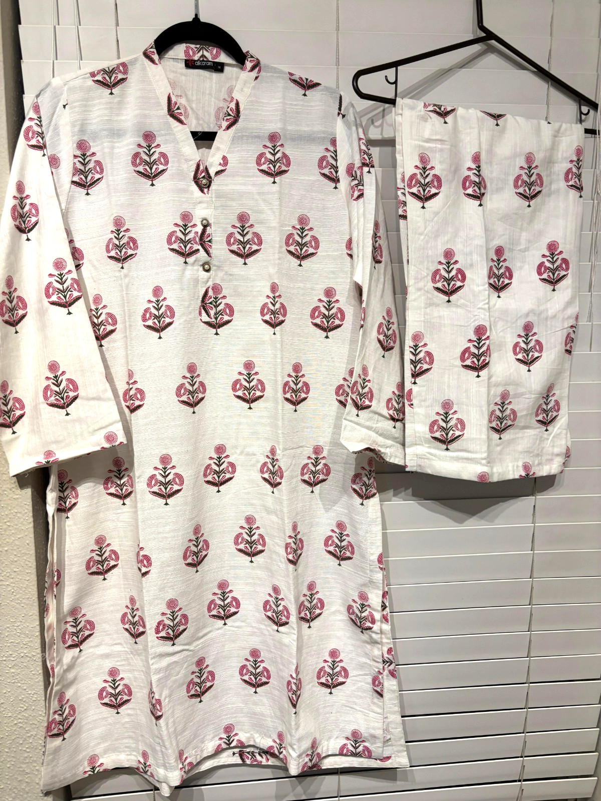 New Alkaram Pakistani Indian White Shalwar Kameez Stitched Large 2 Piece Printed