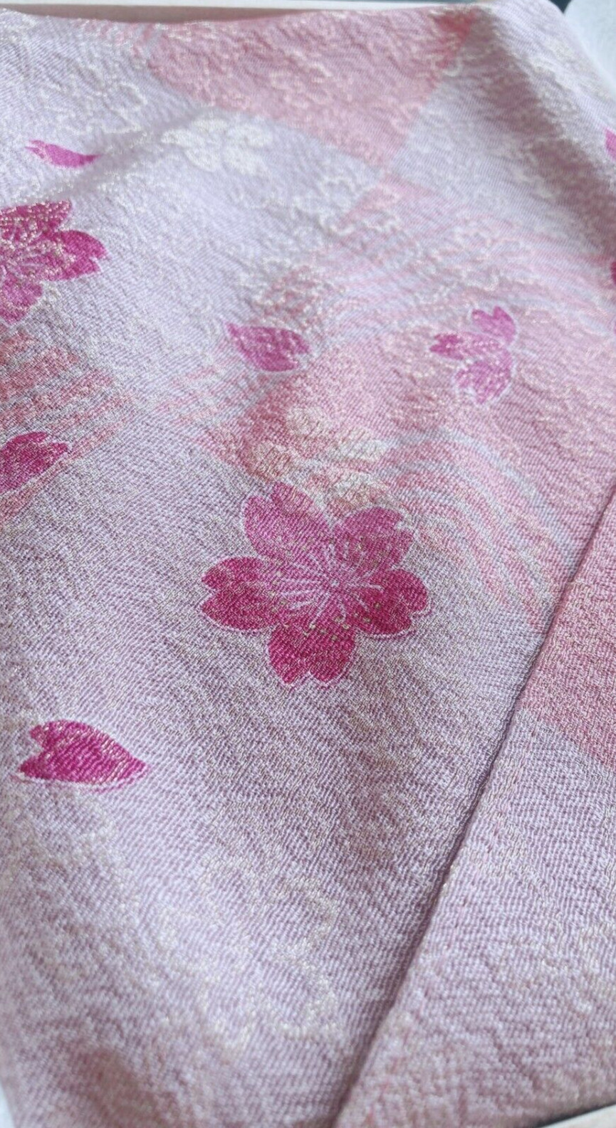 NEW Japan Silk Furoshiki Chirimen fabric Wrapping Sakura Purple70cm Wood Box