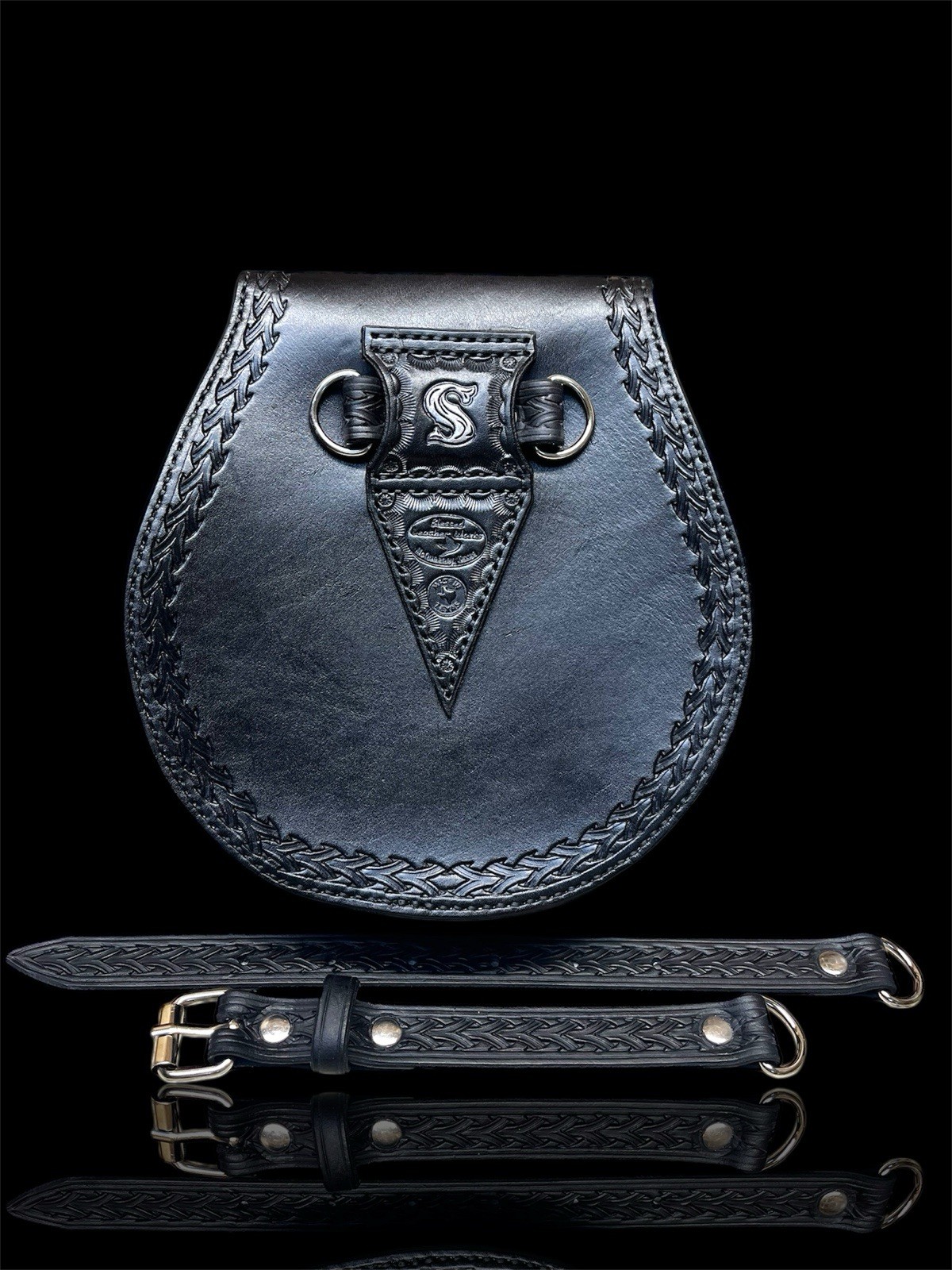 Custom Leather Sporran Celtic Dragon Silver/Black