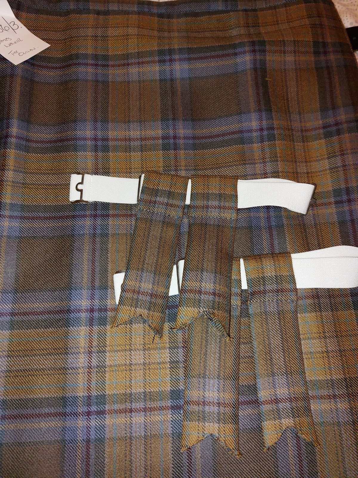 House of Edgar 1783 Collection – Outlaw Tartan Kilt, Waist 32