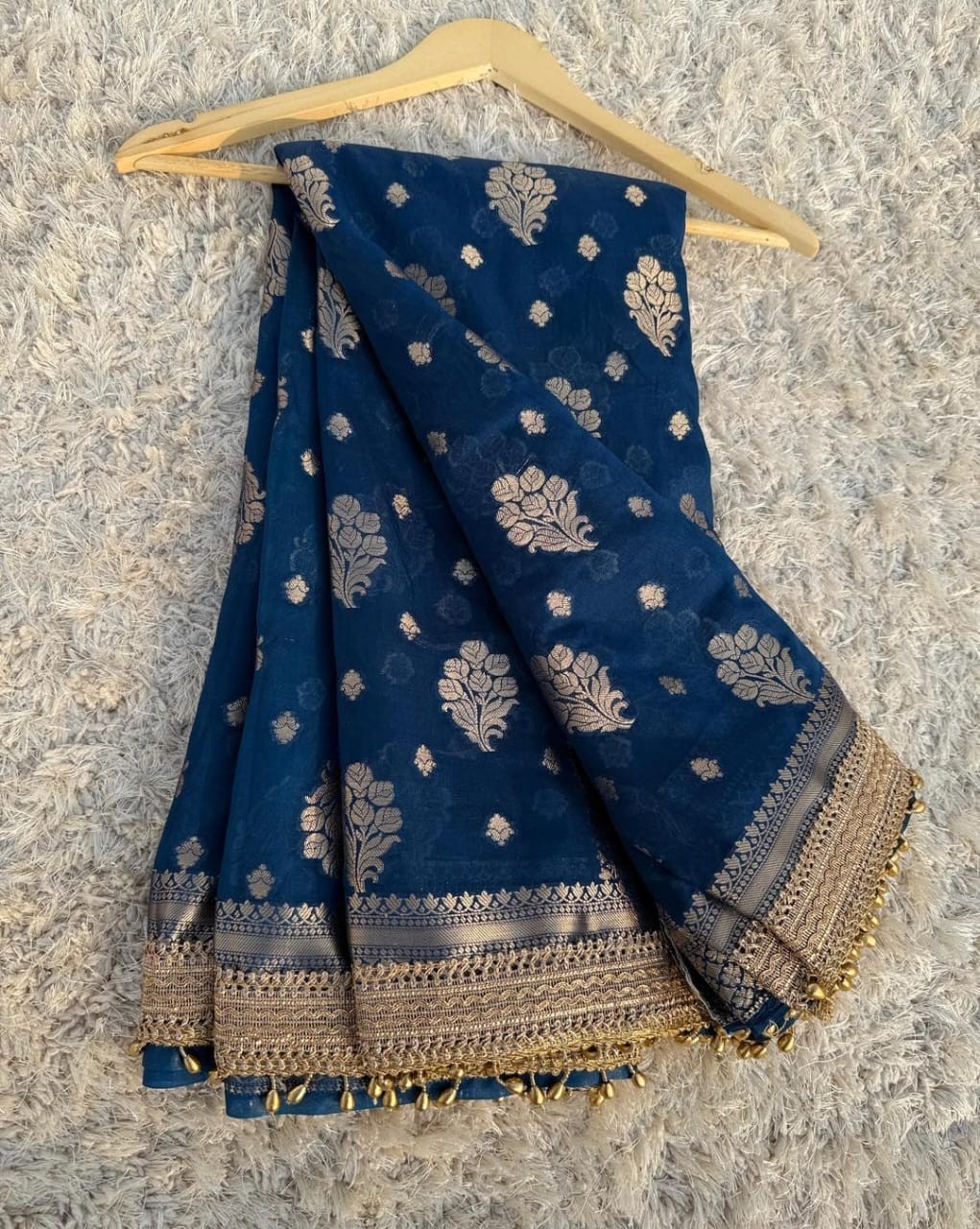 Banarasi Georgette Silk Saree Woven Pallu Designer Lace Border & Blouse