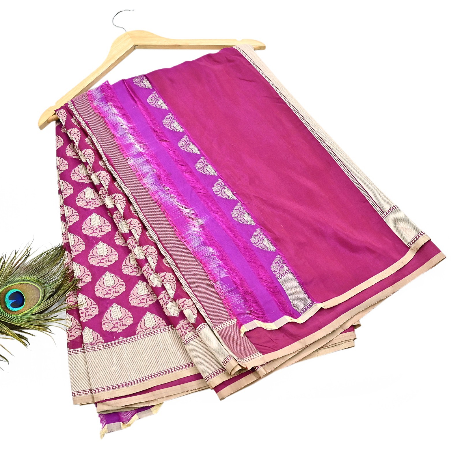 Indian Vintage Heavy Sari Purple & pink Hand Woven Saree 100% Pure Silk Zari 5Yd