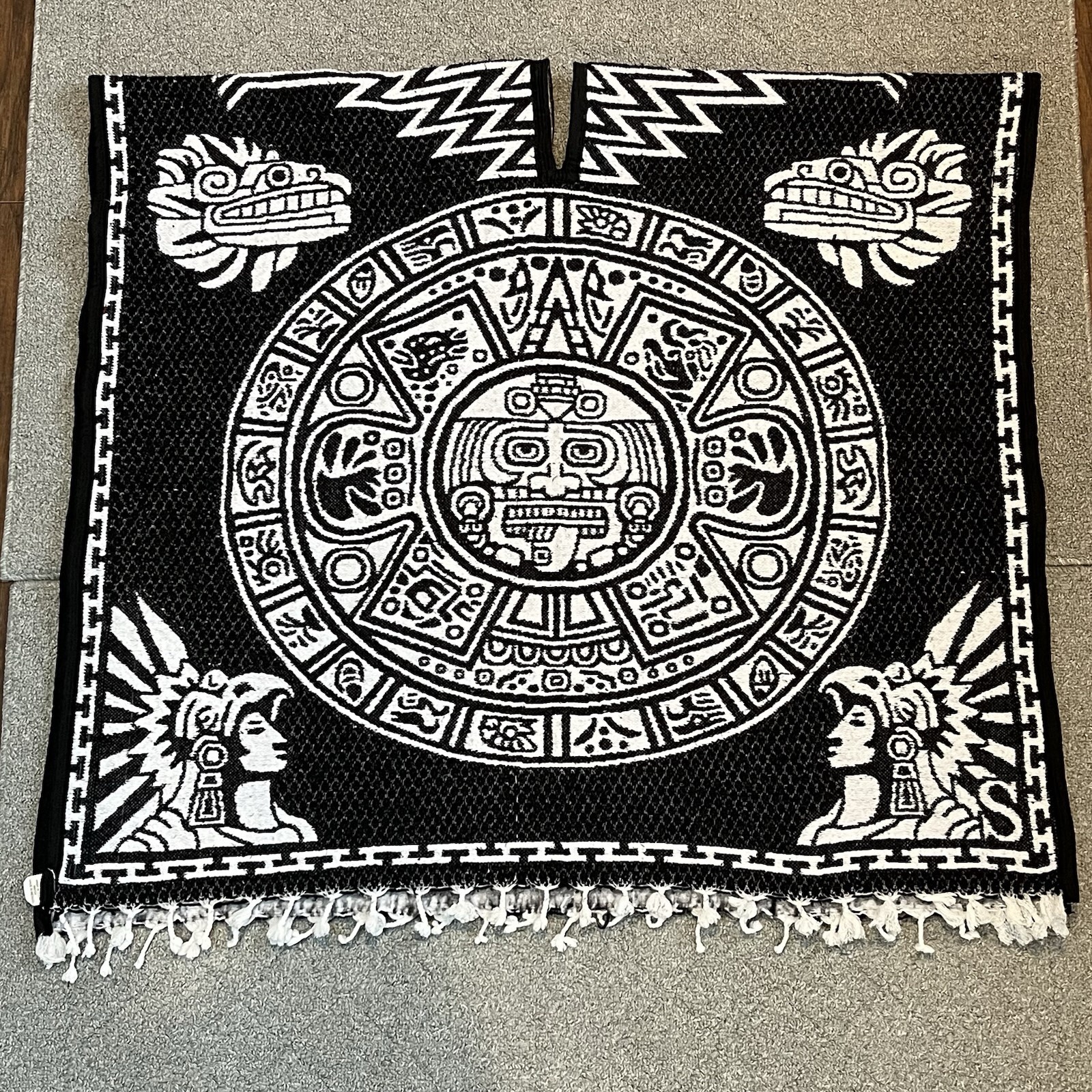 Mexican Poncho Rug Blanket Heavy Black White Aztec Tribal Southwest Reversible
