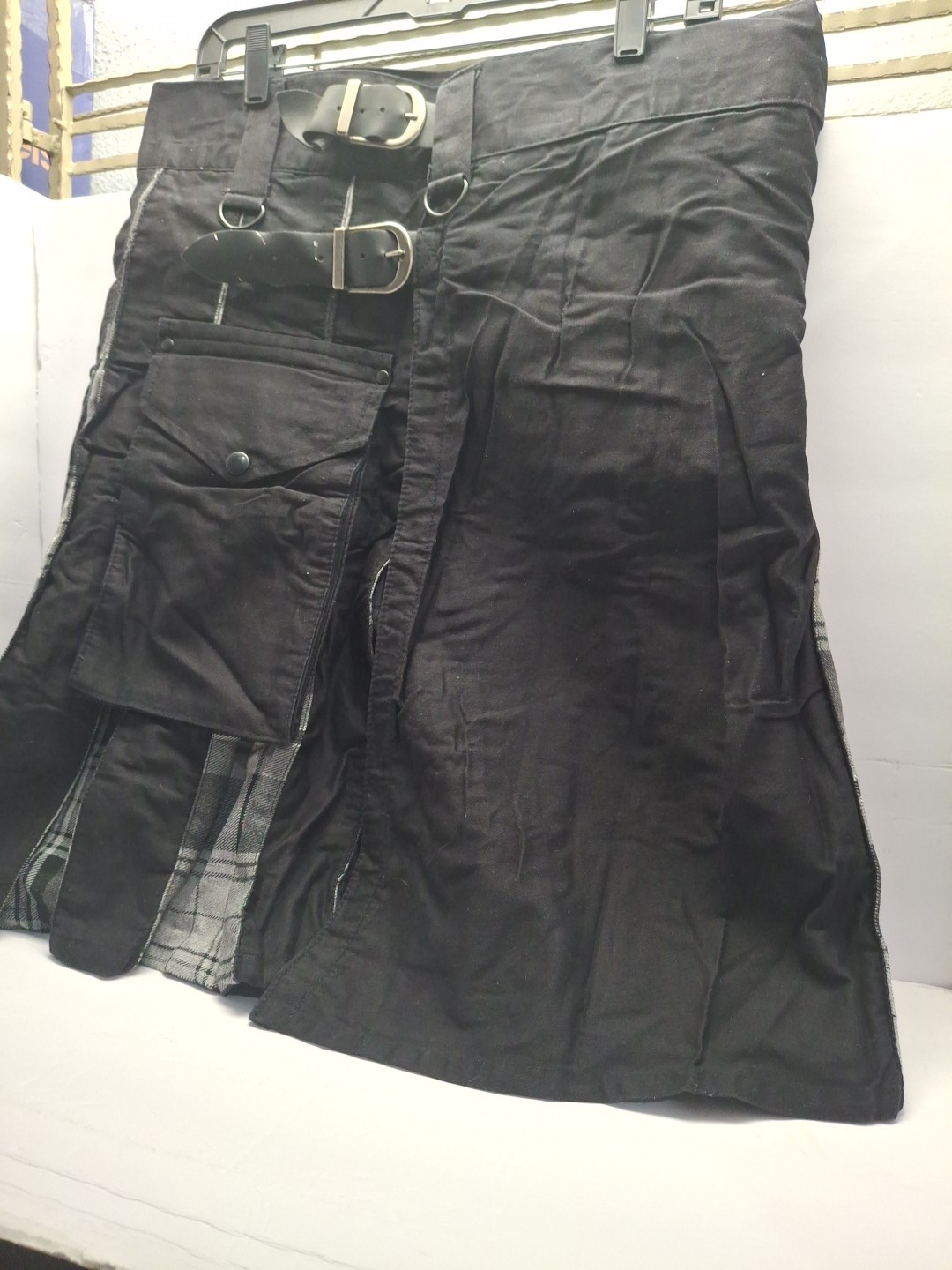 Kommando Scottish Highland Utility Black Gray White Kilt Size 38