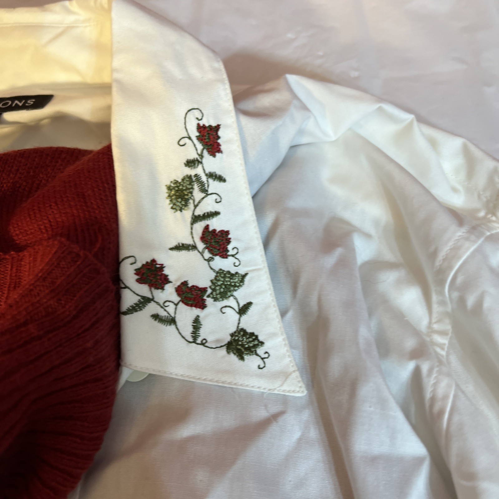 Impressions White Button Down Shirt With Mock Turtle Neck Women’s Size 18