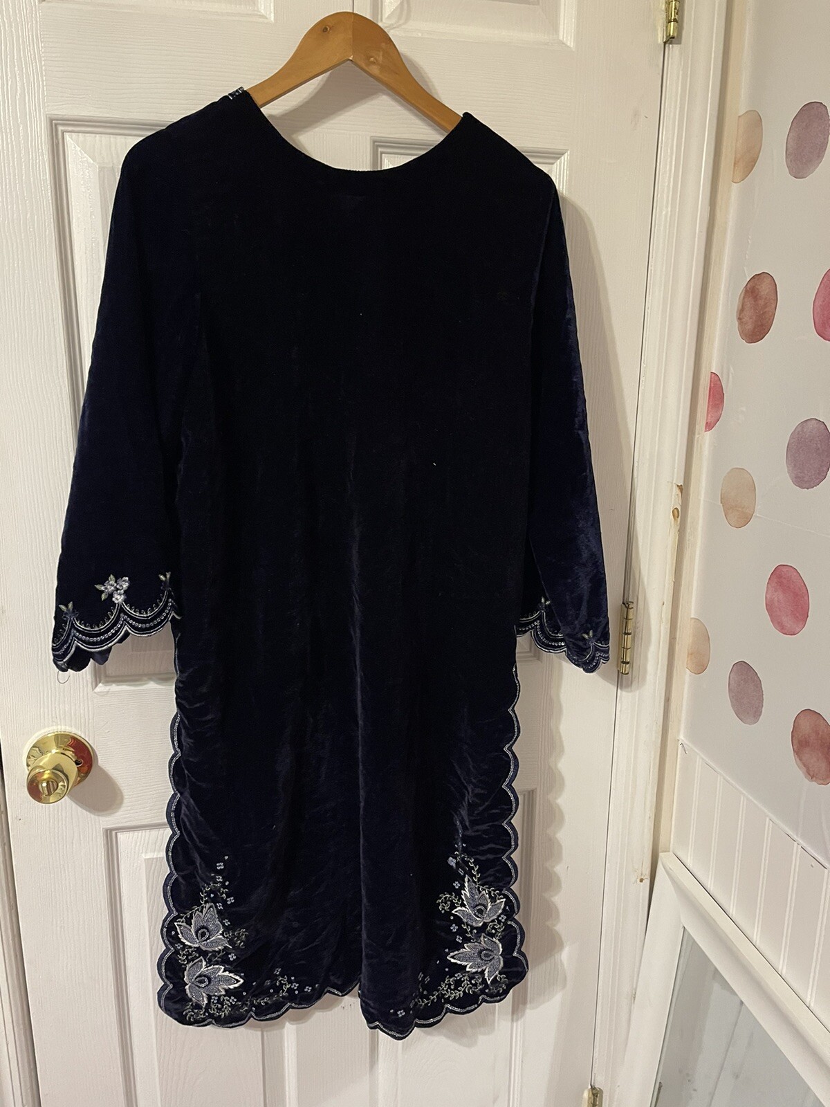 2pc Velvet Suit. Embroidered Shirt. Chiffon Dupatta. Casual Fancy Wear.