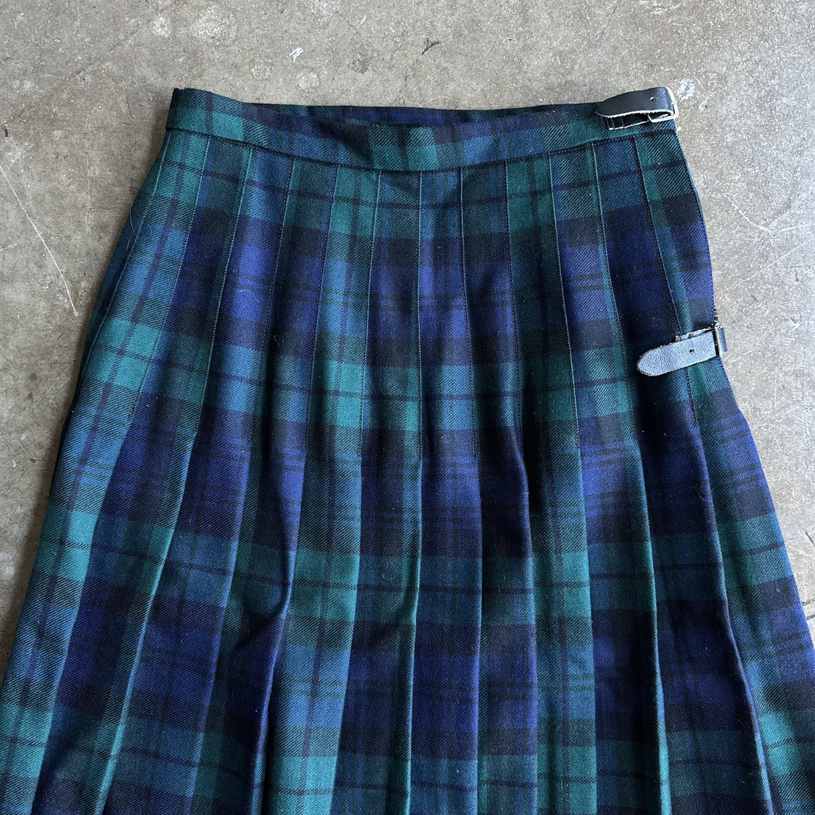 Vtg Hector Russel 100% Wool Adjustable-Waist Plaid Tartan Scotland Kilt – 26×26