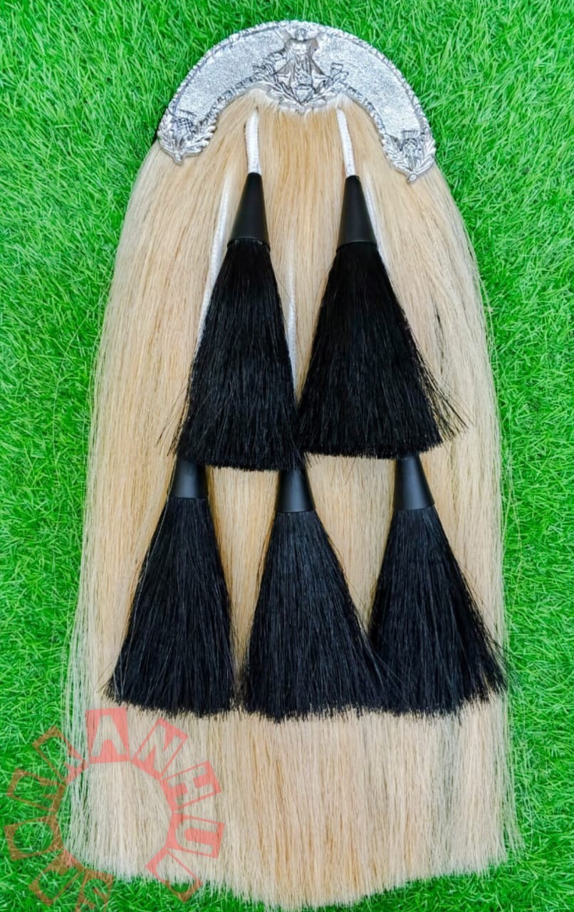 Handmad Real White Long Horse Hair Scottish Kilt Sporran with 5 Black Tessels