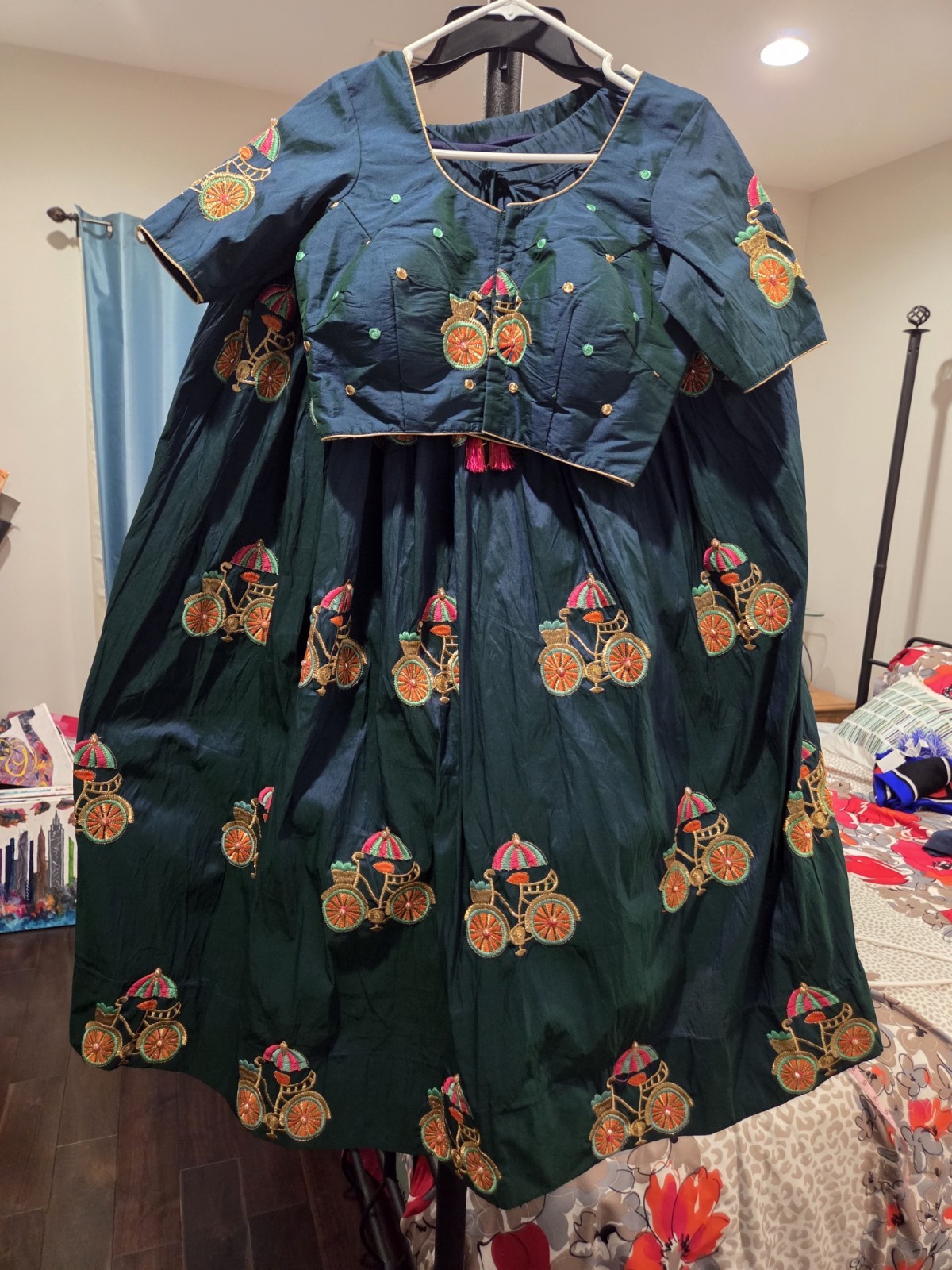 Designer Lehenga Embroided 3 Pcs Choli With Latke & Dupatta Forest Green NEW S-M